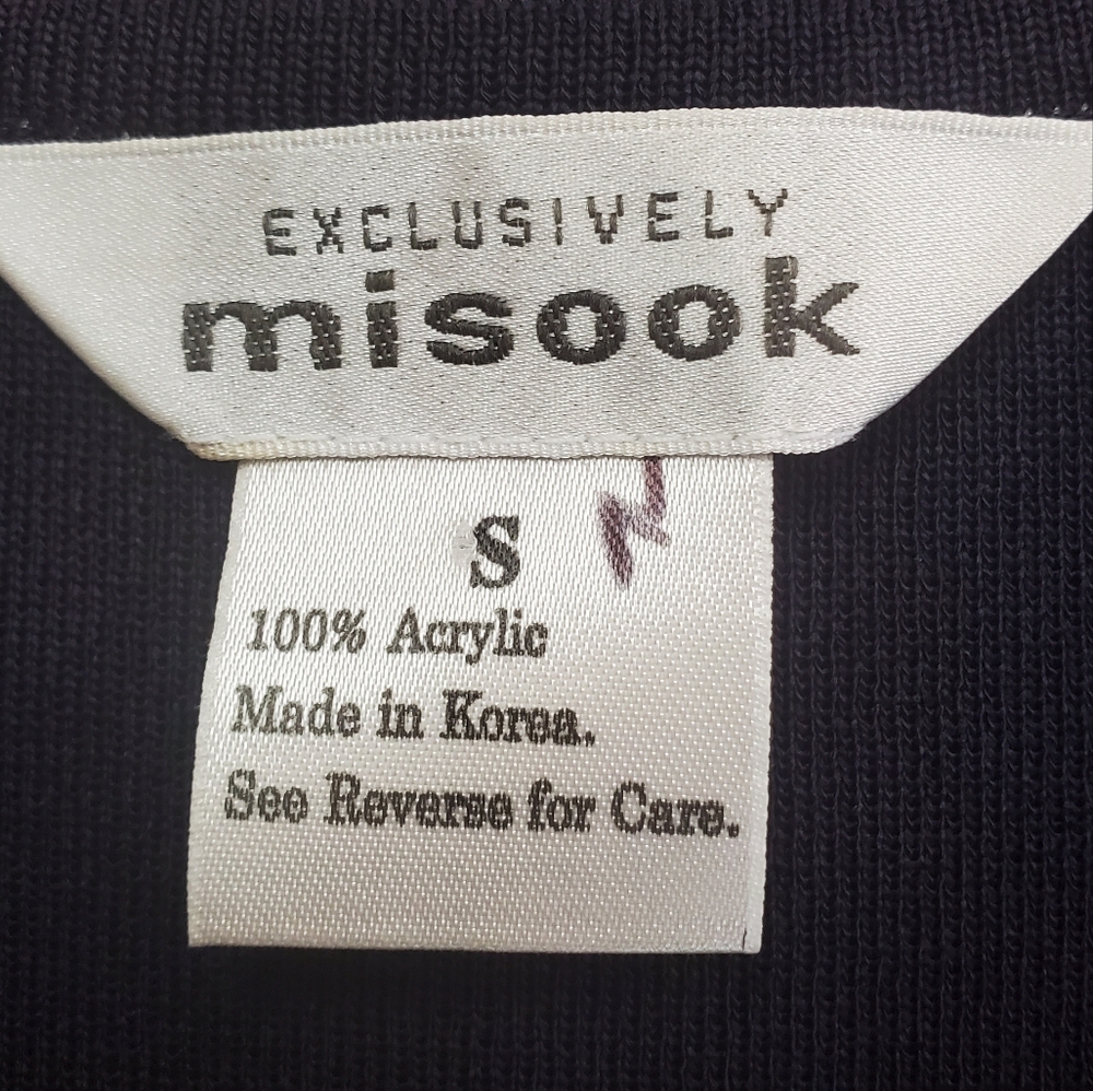 Elegant Misook Lace Sleeve Top S - Picture 5 of 7